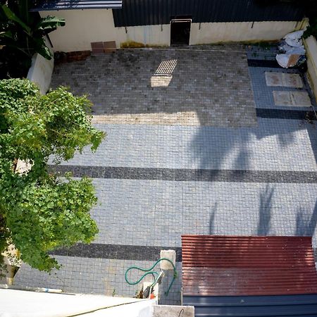 Hotel Akr Residency Kazhakuttam Esterno foto